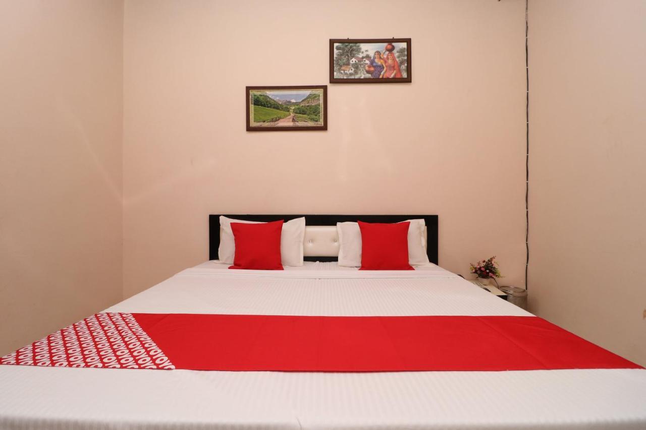 Hotel Oyo 28338 New Life Banur Esterno foto