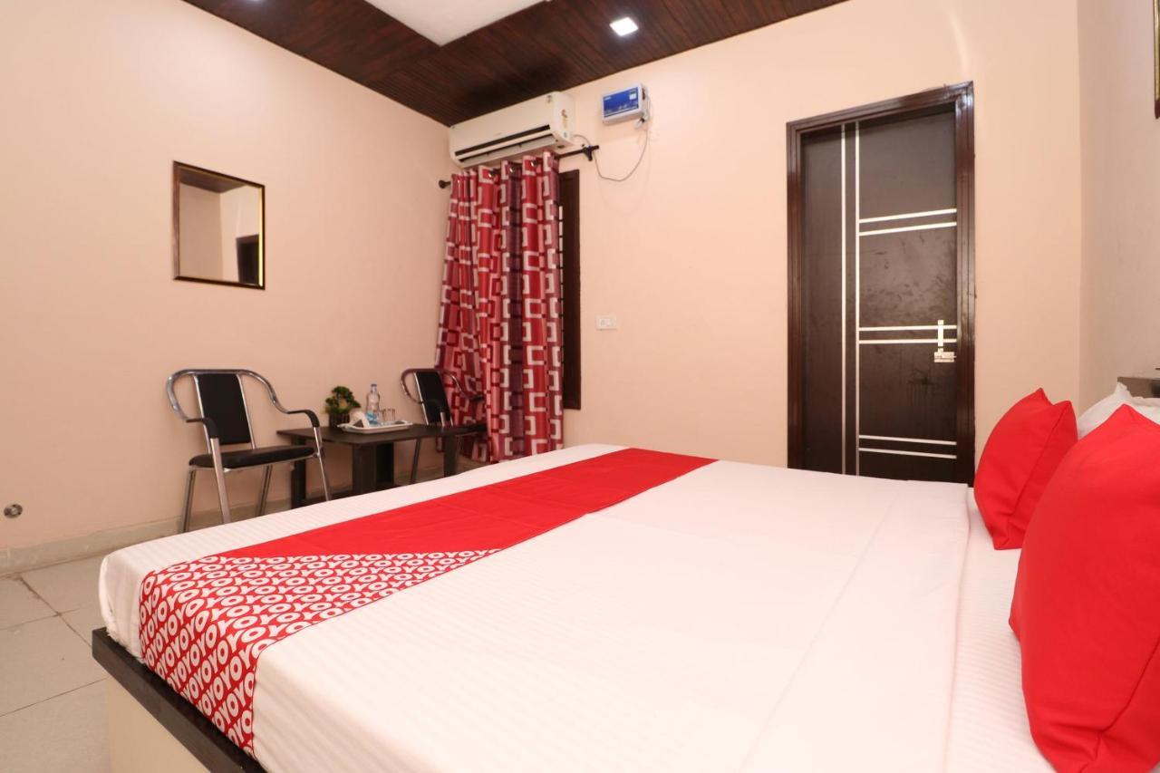 Hotel Oyo 28338 New Life Banur Esterno foto
