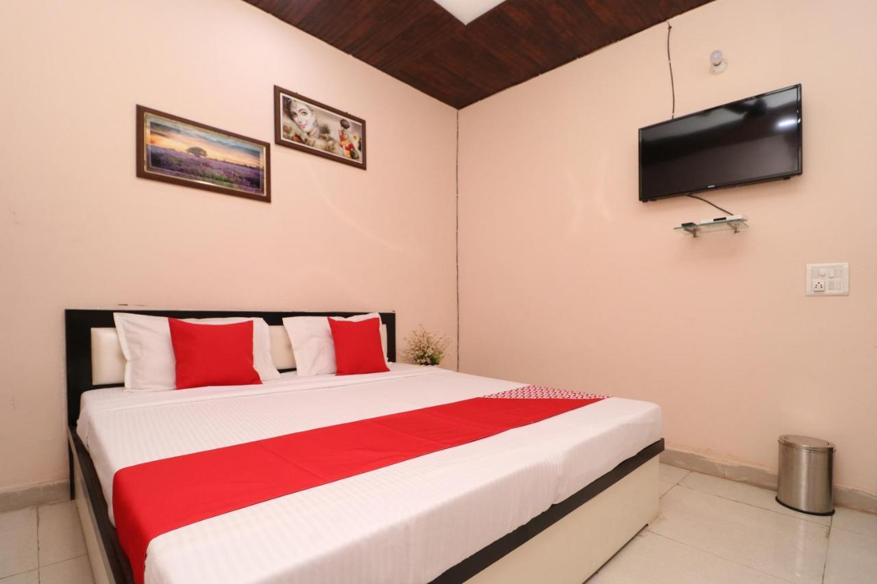 Hotel Oyo 28338 New Life Banur Esterno foto